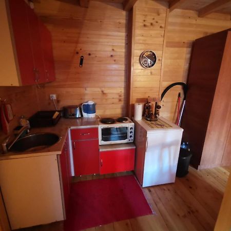 Apartman Bugar Митровац Экстерьер фото